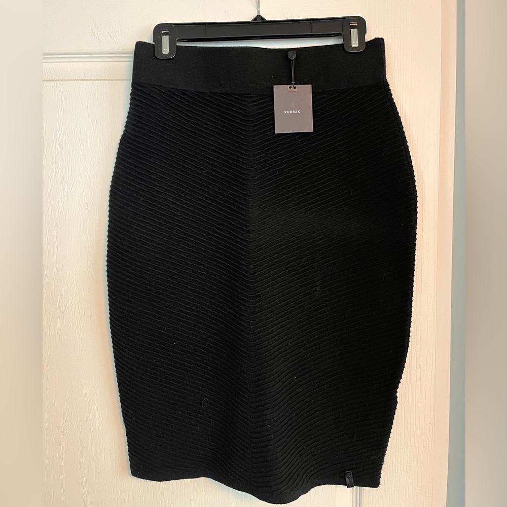 RUDSAK Black Ribbed Pencil Skirt